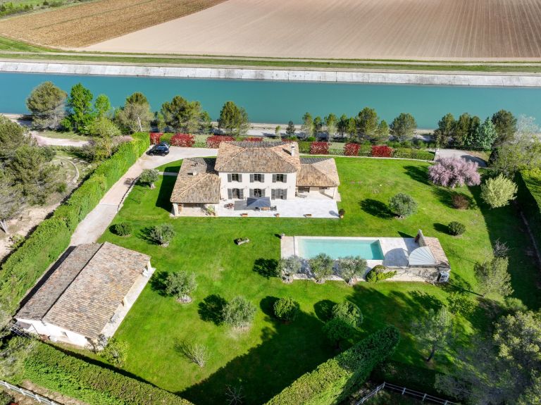 maison de luxe 8 Pièces en vente sur MEYRARGUES (13650)