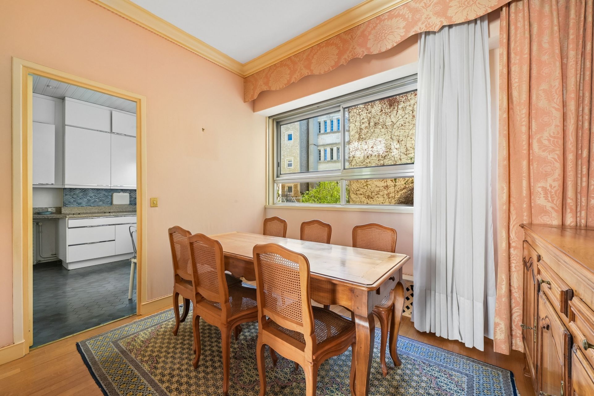 luxury apartment 4 Rooms for sale on PARIS (75007)