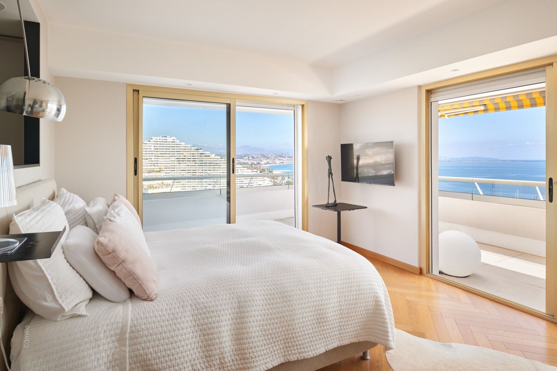 penthouse 7 Rooms for sale on VILLENEUVE LOUBET (06270)