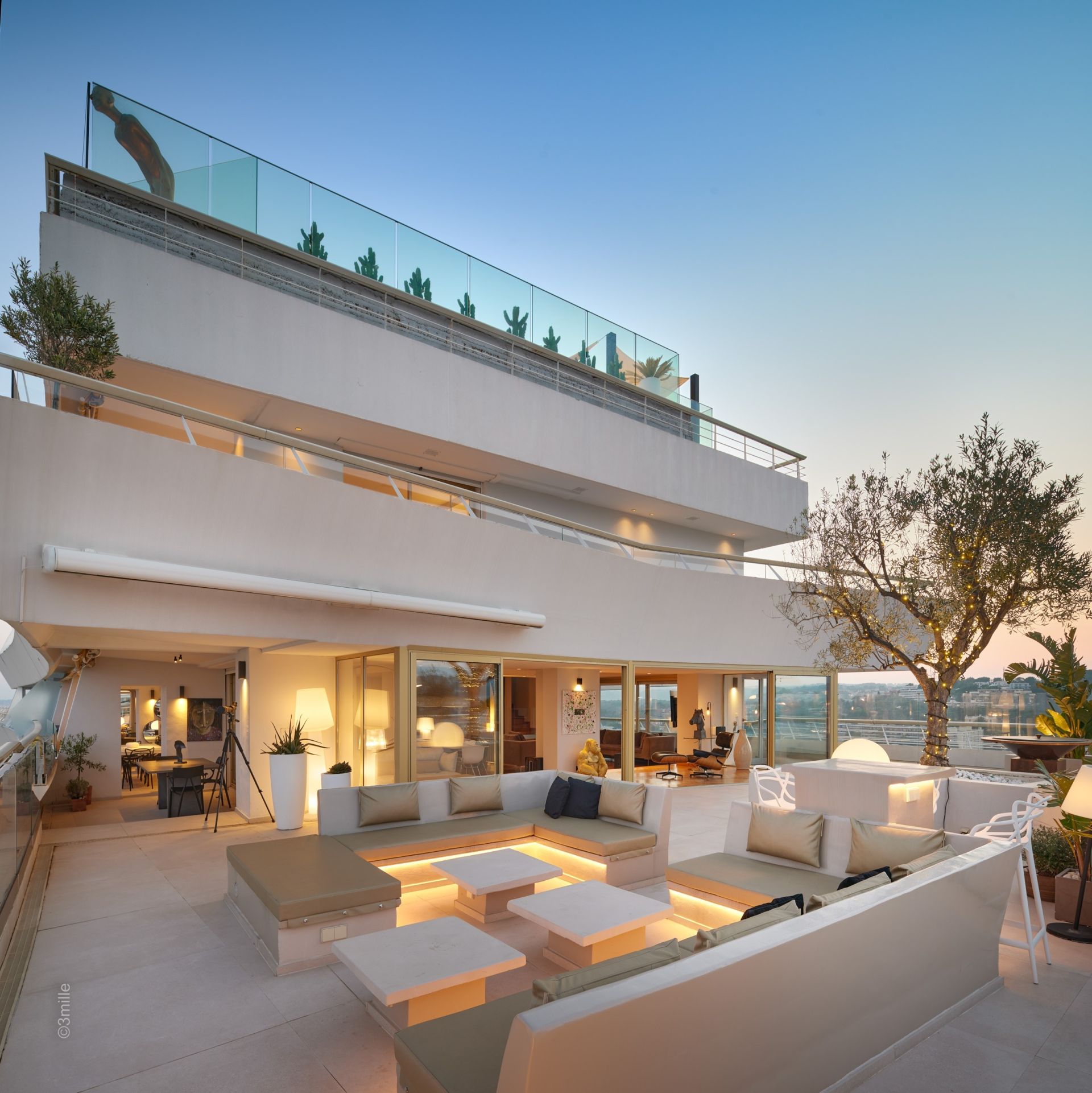 penthouse 7 Rooms for sale on VILLENEUVE LOUBET (06270)