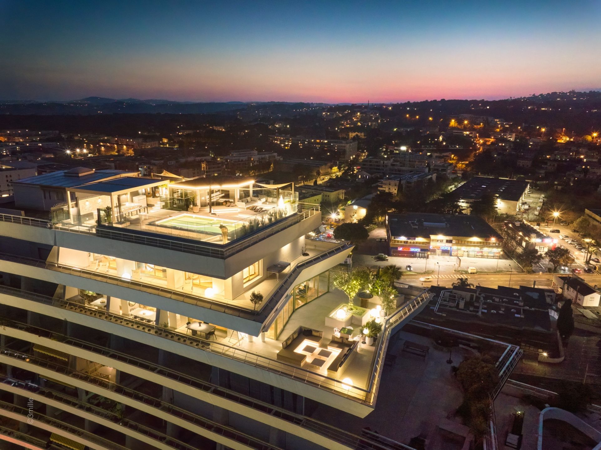 penthouse 7 Rooms for sale on VILLENEUVE LOUBET (06270)