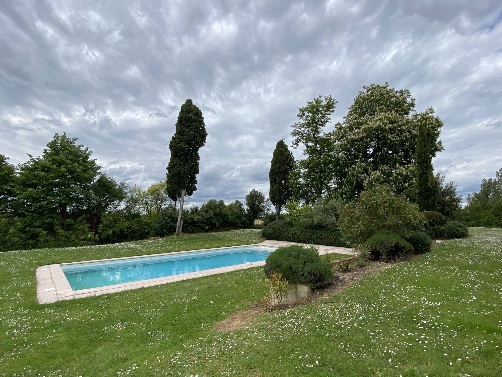 luxury house 30 Rooms for sale on LAVAUR (81500)