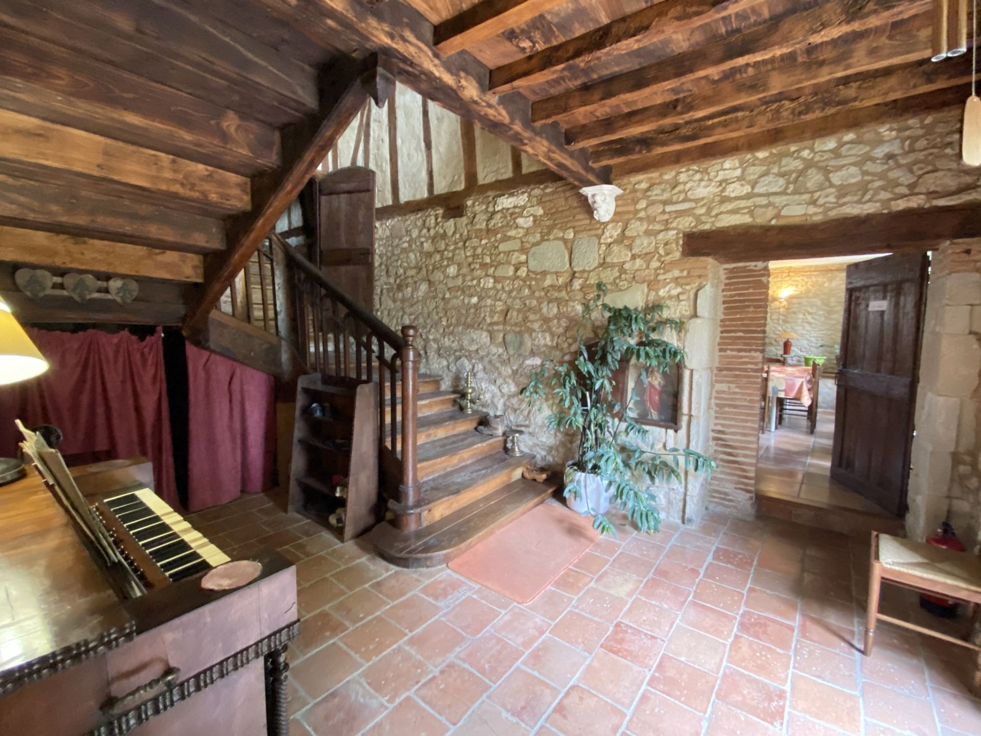 luxury house 30 Rooms for sale on LAVAUR (81500)