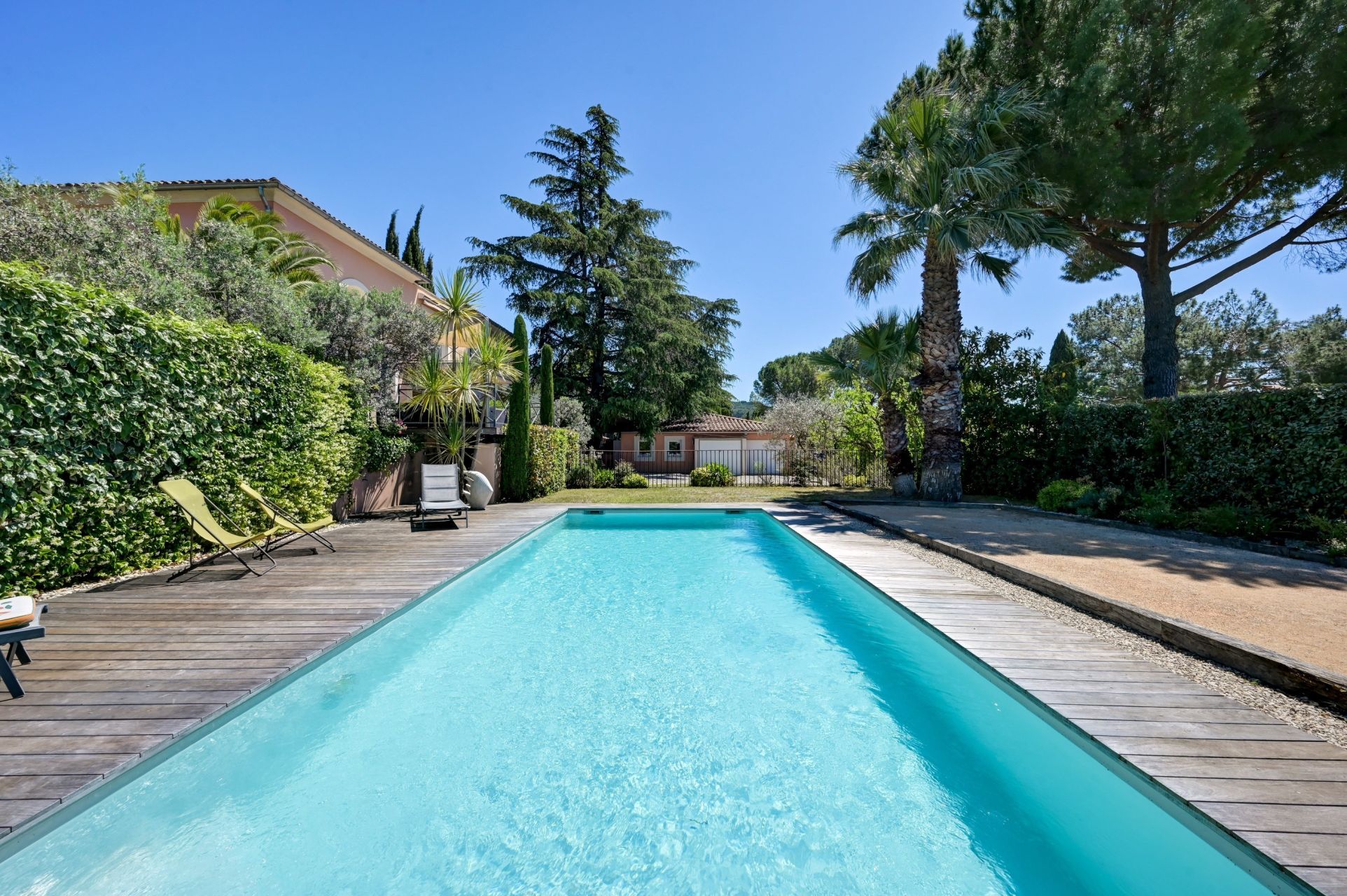 maison de luxe 6 Pièces en vente sur EGUILLES (13510)