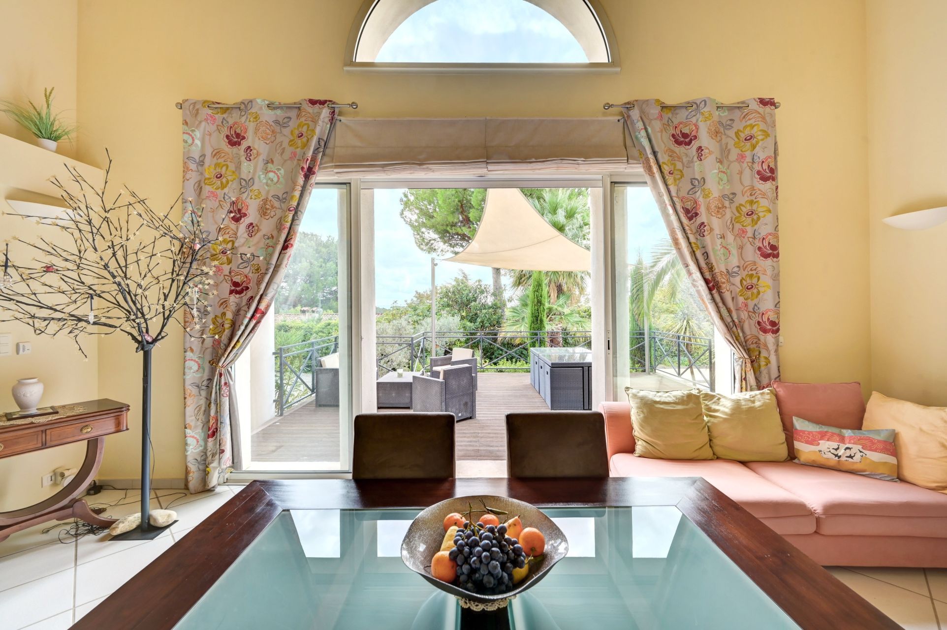 maison de luxe 6 Pièces en vente sur EGUILLES (13510)