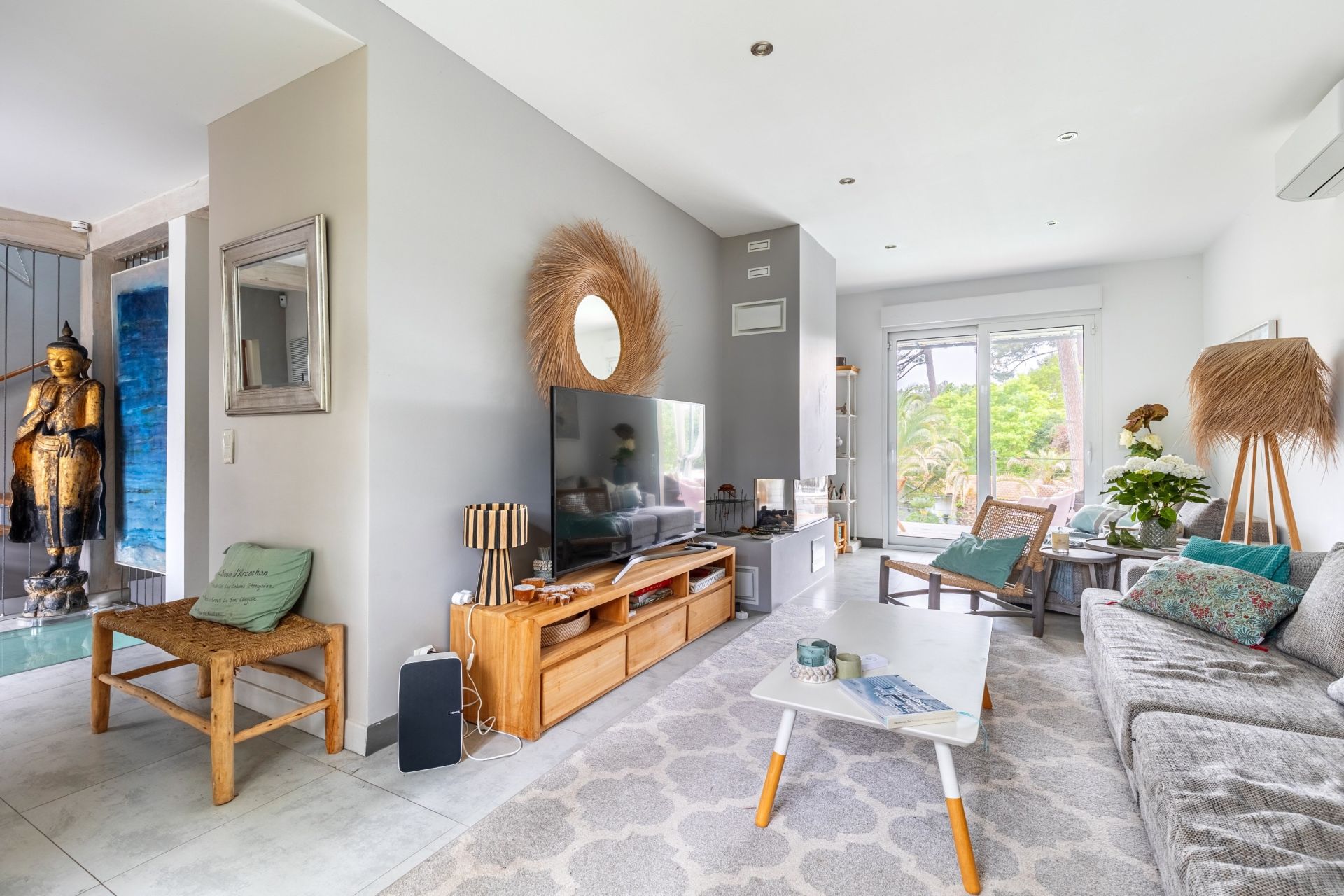 luxury house 9 Rooms for sale on ARCACHON (33120)
