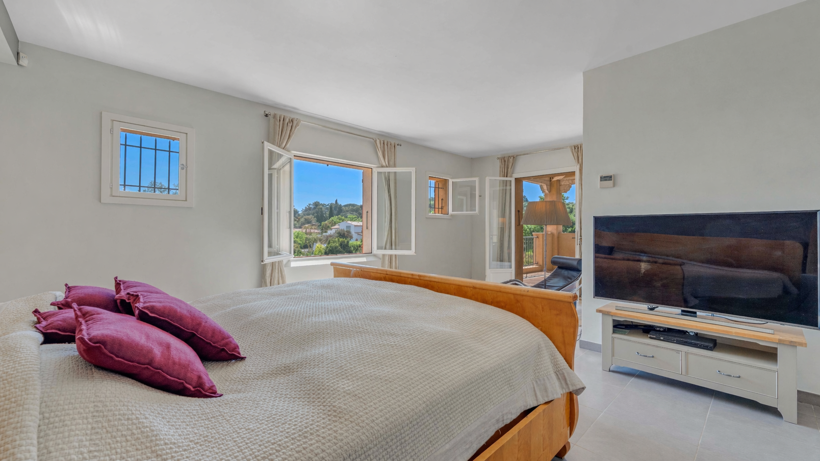 villa de luxe 8 Pièces en vente sur GRIMAUD (83310)