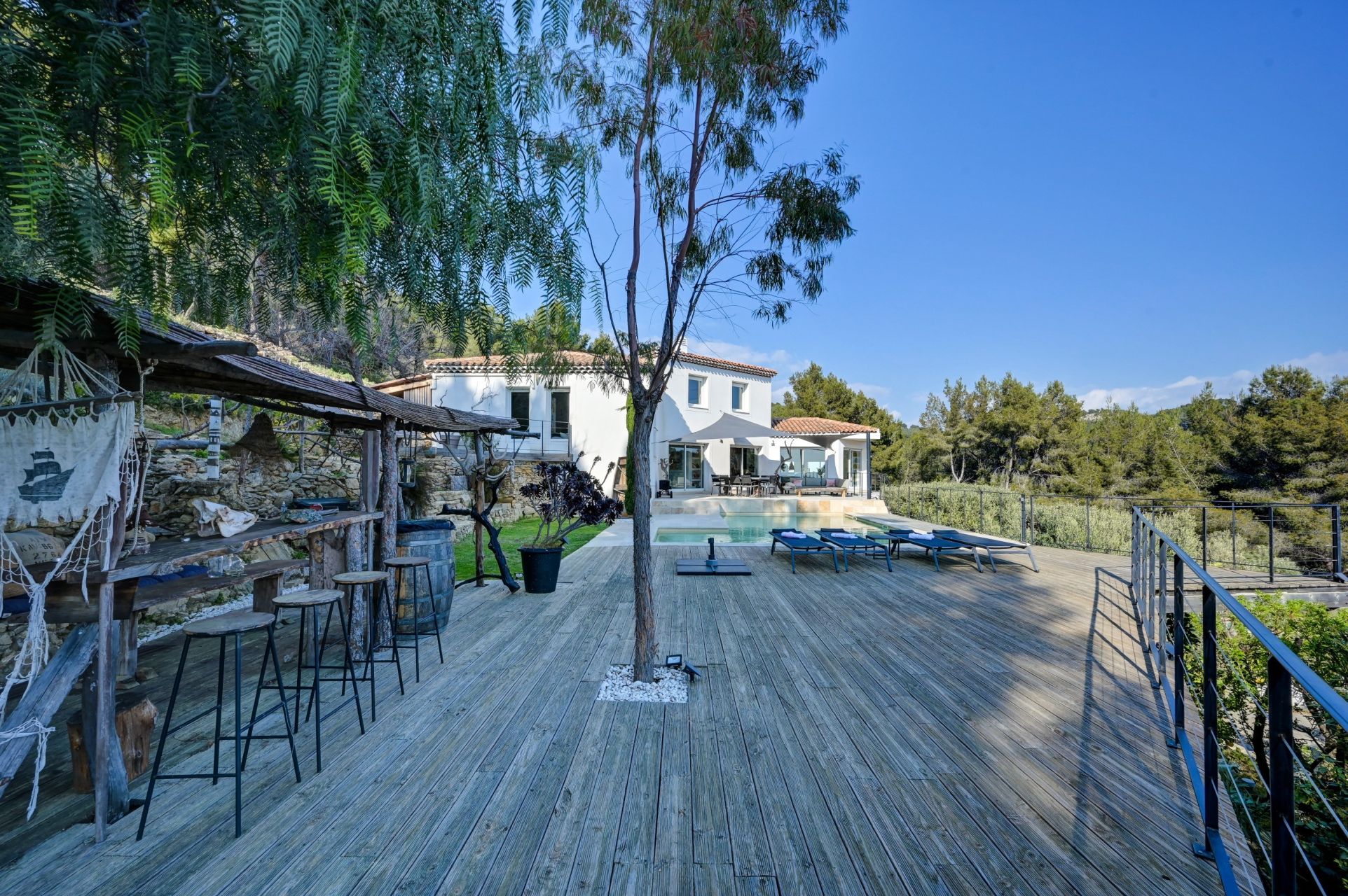 maison de luxe 7 Pièces en vente sur ST CYR SUR MER (83270)