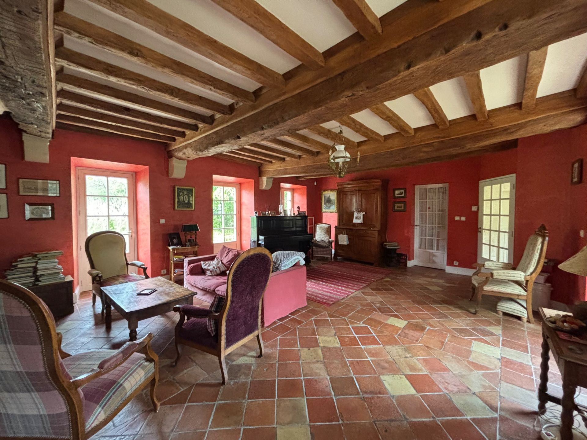 luxury house 9 Rooms for sale on BAYEUX (14400)