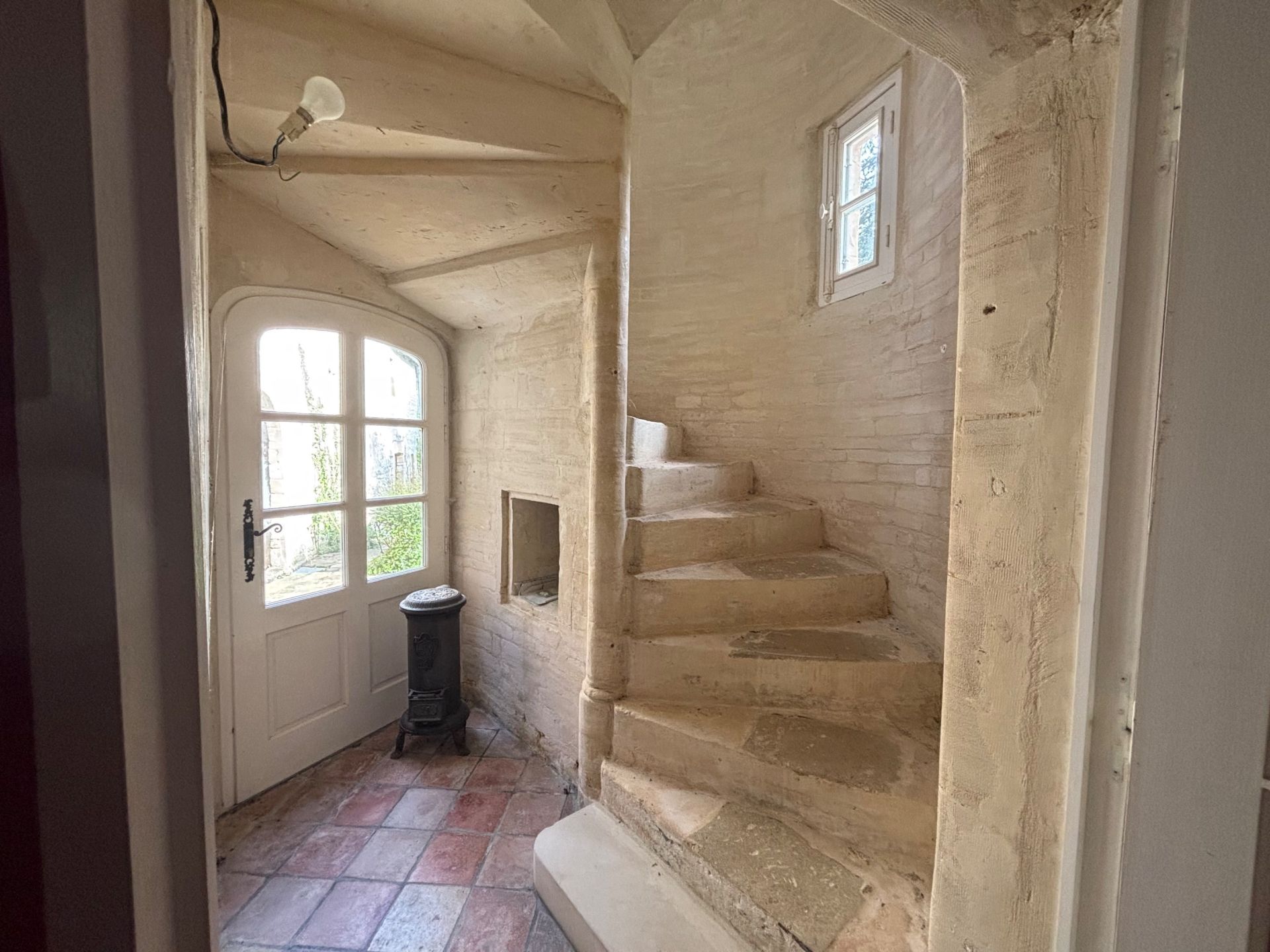 luxury house 9 Rooms for sale on BAYEUX (14400)