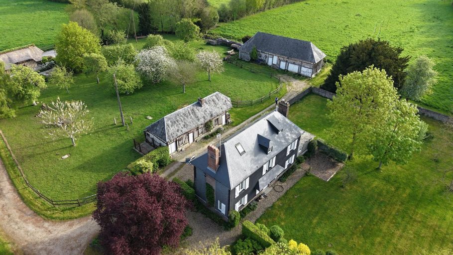maison de luxe 6 Pièces en vente sur BONNEBOSQ (14340)