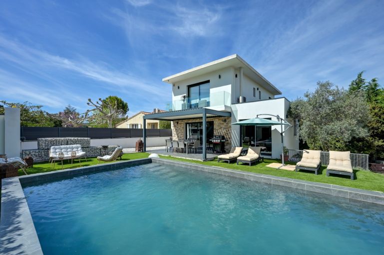 maison de luxe 5 Pièces en vente sur CALAS (13480)
