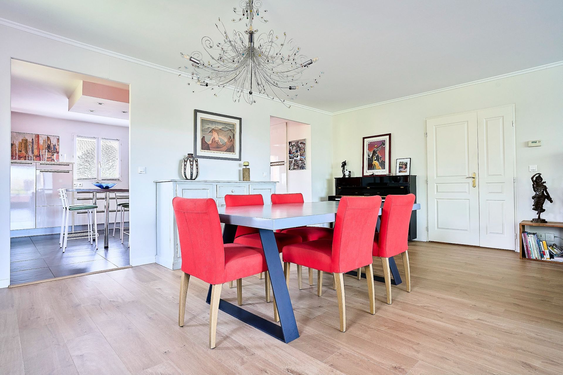 luxury apartment 5 Rooms for sale on LILLE (59800)