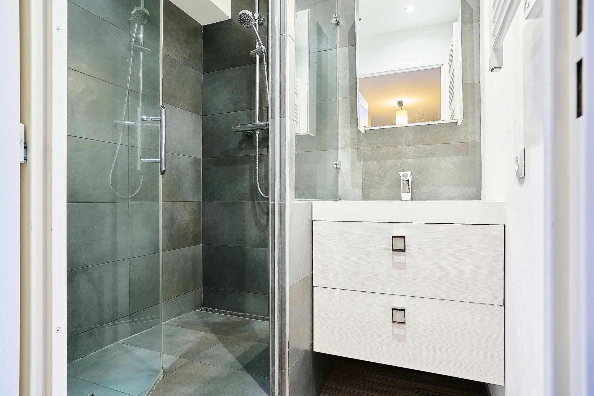 luxury apartment 5 Rooms for sale on LILLE (59800)