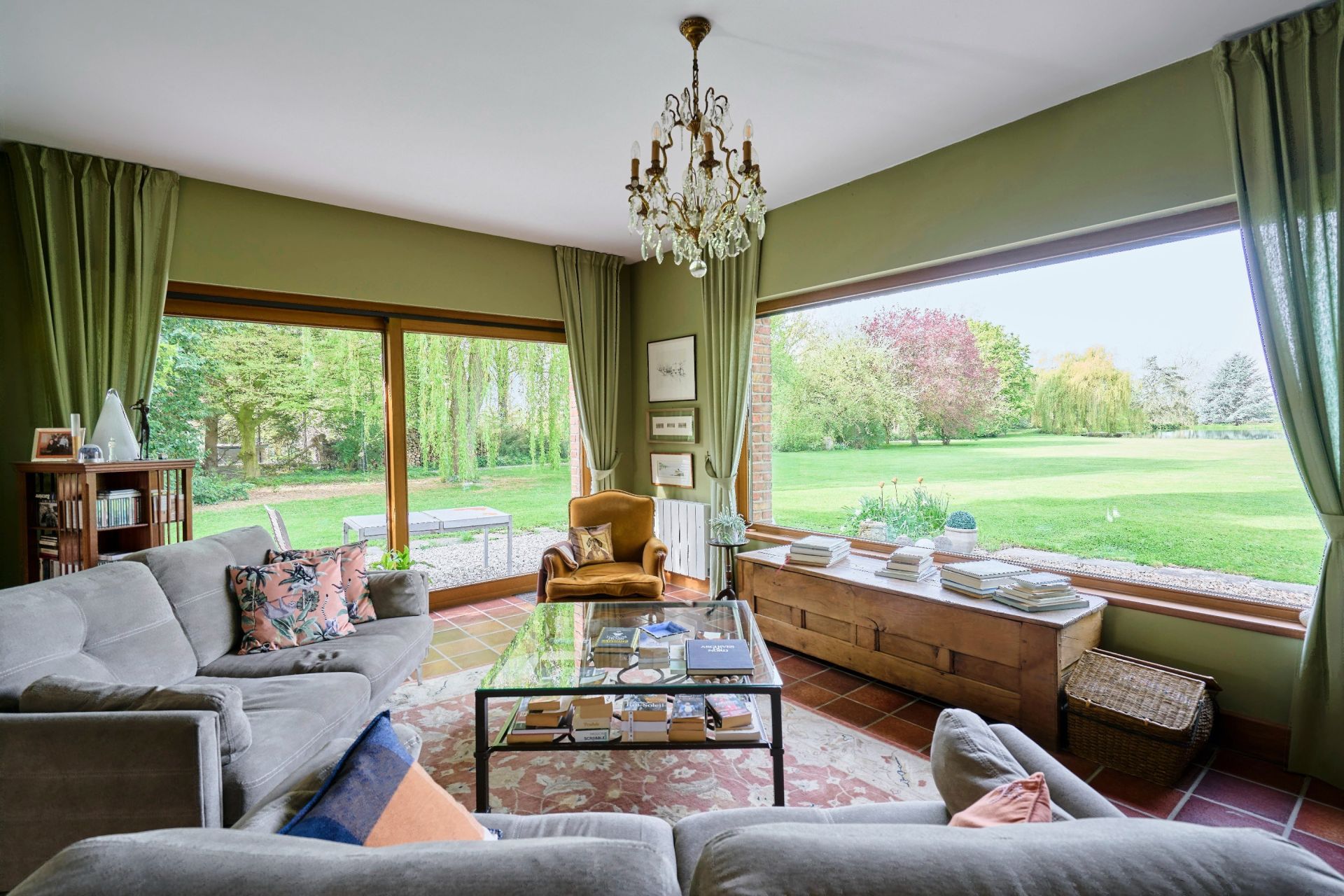 luxury house 13 Rooms for sale on STEENWERCK (59181)