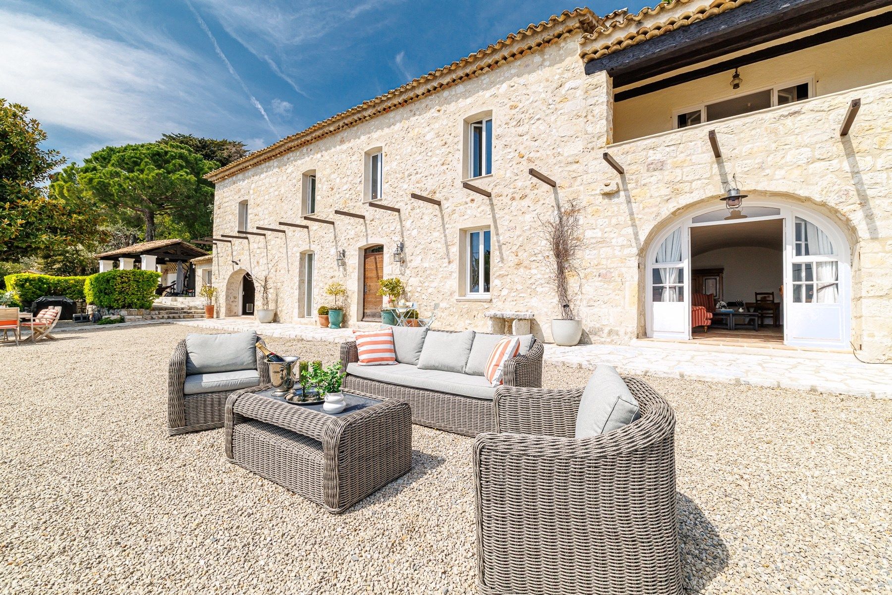 bastide 9 Pièces en vente sur VENCE (06140)