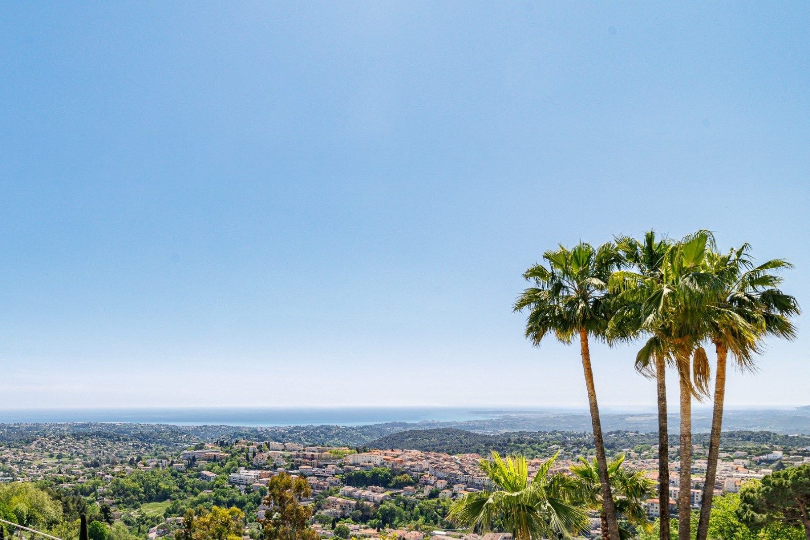 bastide 9 Rooms for sale on VENCE (06140)