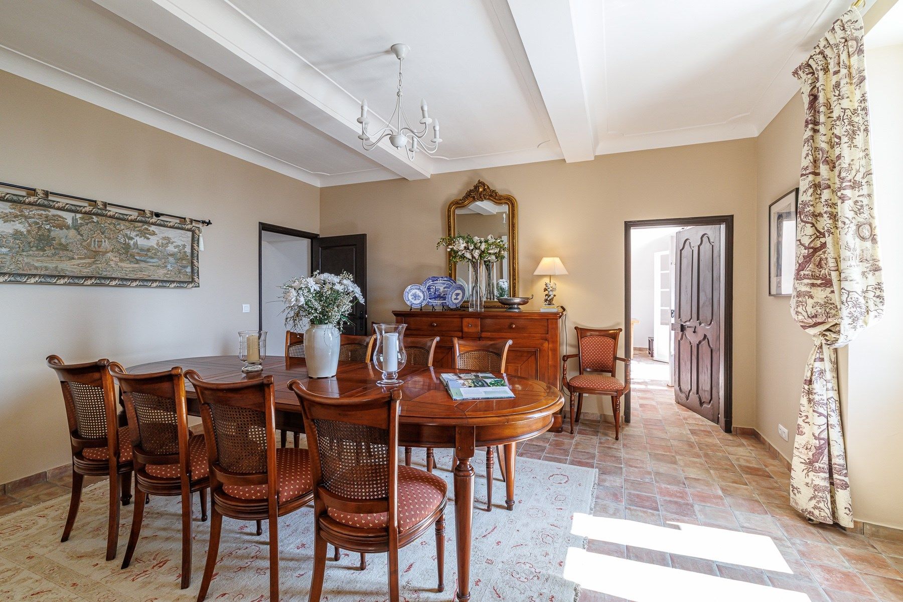 bastide 9 Rooms for sale on VENCE (06140)