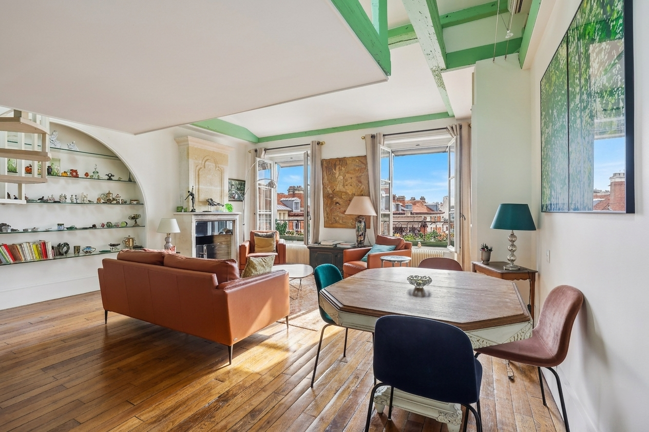 luxury apartment 4 Rooms for sale on PARIS (75003)