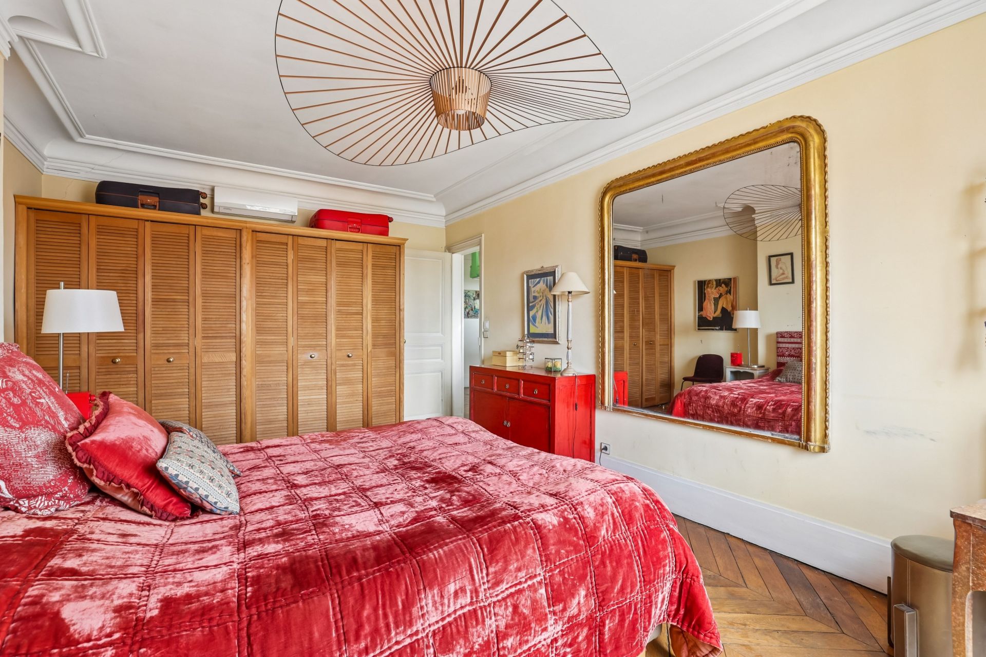 luxury apartment 4 Rooms for sale on PARIS (75003)