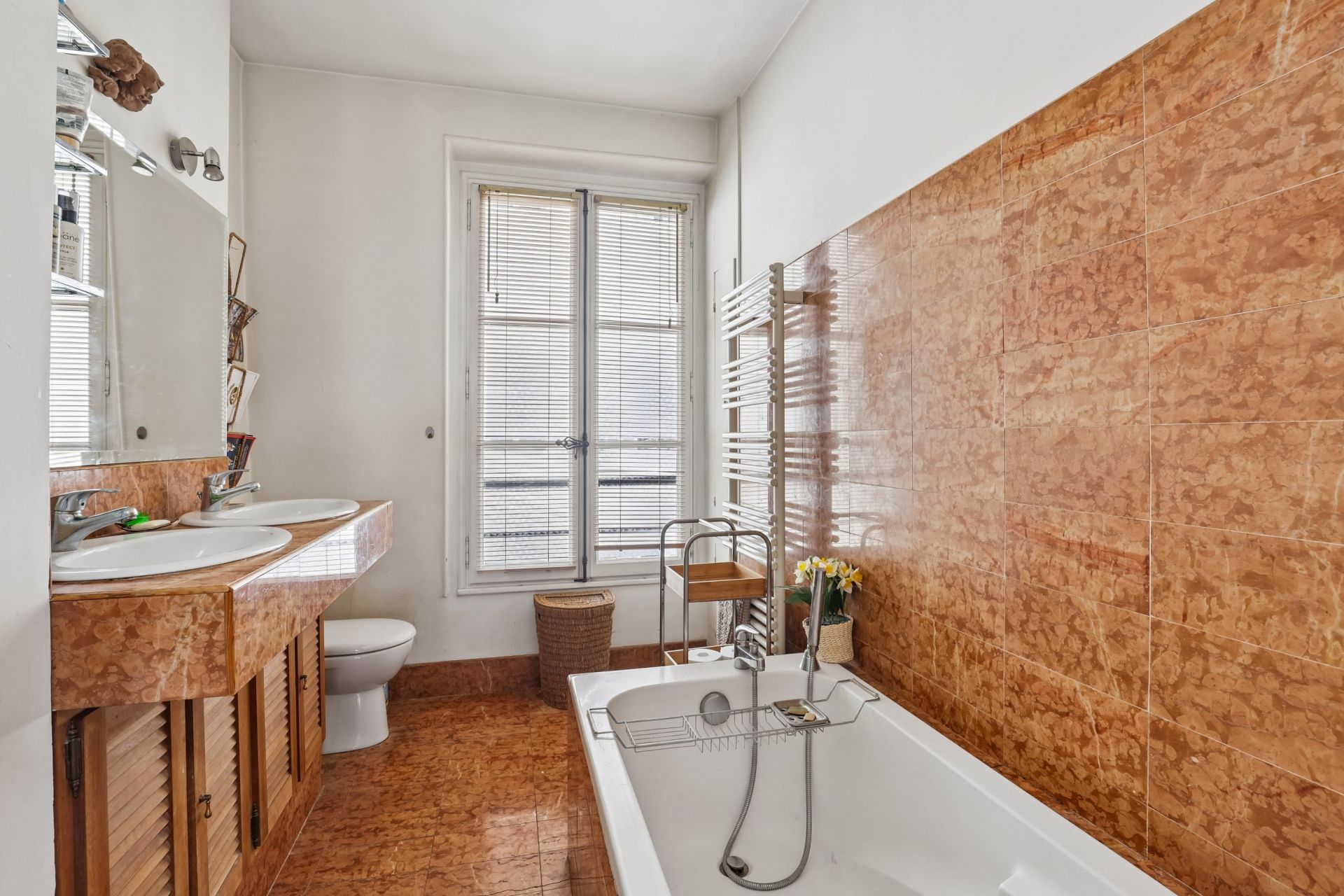 luxury apartment 4 Rooms for sale on PARIS (75003)