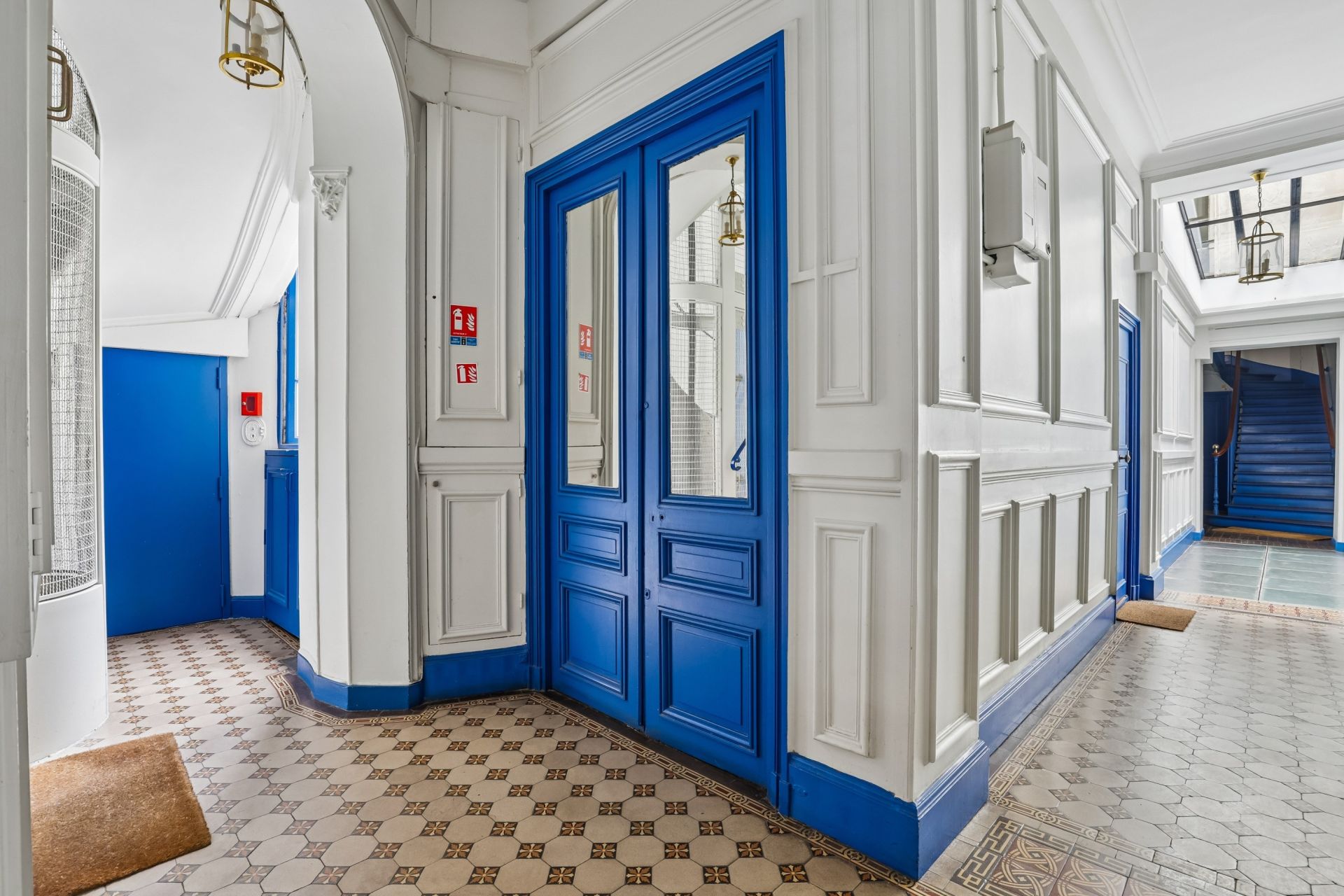 luxury apartment 4 Rooms for sale on PARIS (75003)