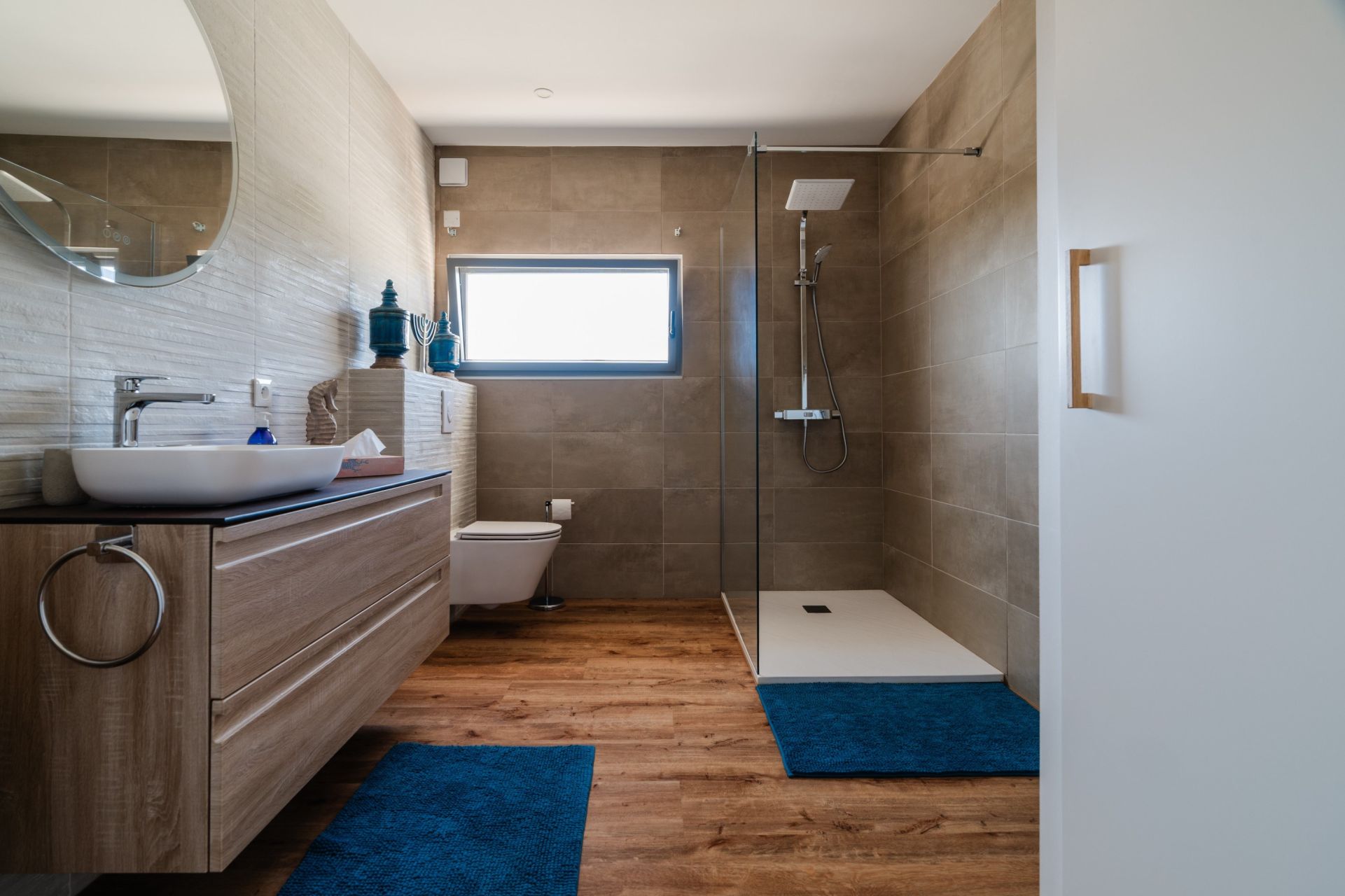 luxury house 7 Rooms for sale on NARBONNE (11100)