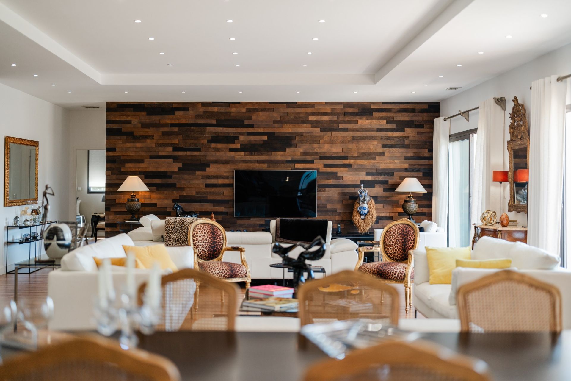 luxury house 7 Rooms for sale on NARBONNE (11100)