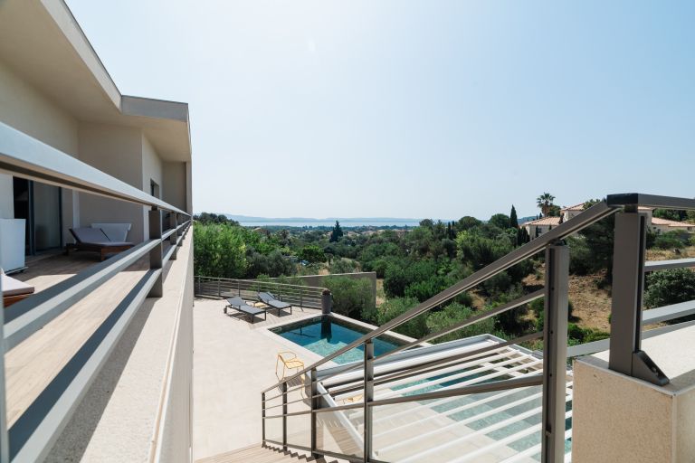 luxury house 7 Rooms for sale on NARBONNE (11100)