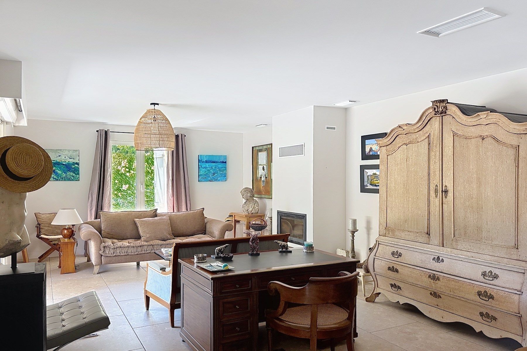 luxury property 10 Rooms for sale on UZES (30700)