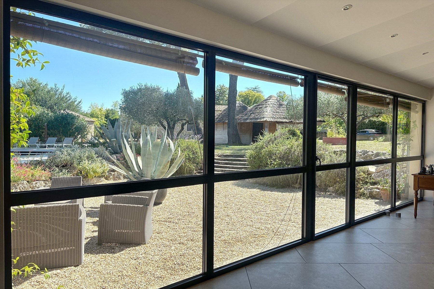 luxury property 10 Rooms for sale on UZES (30700)