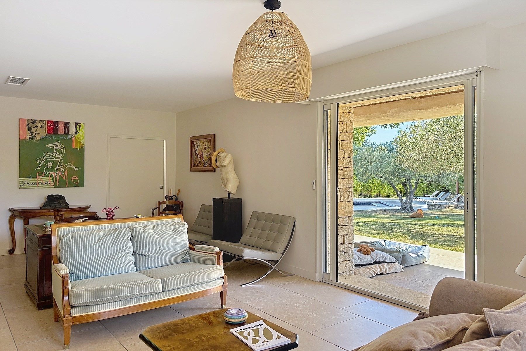 luxury property 10 Rooms for sale on UZES (30700)