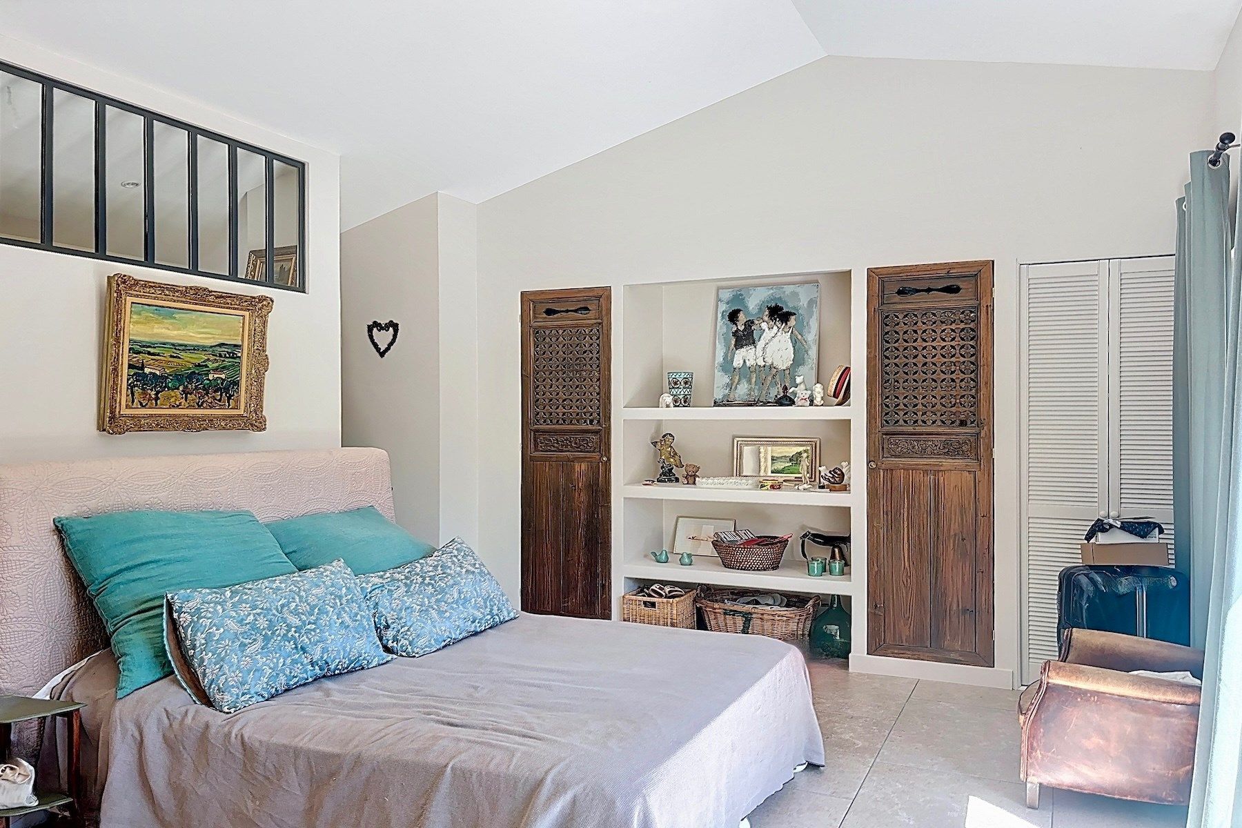 luxury property 10 Rooms for sale on UZES (30700)