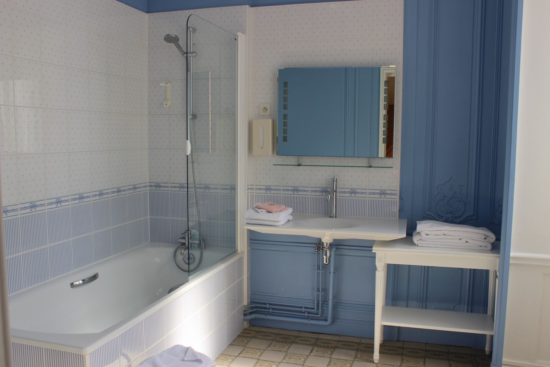 manor house 16 Rooms for sale on BLOIS (41000)