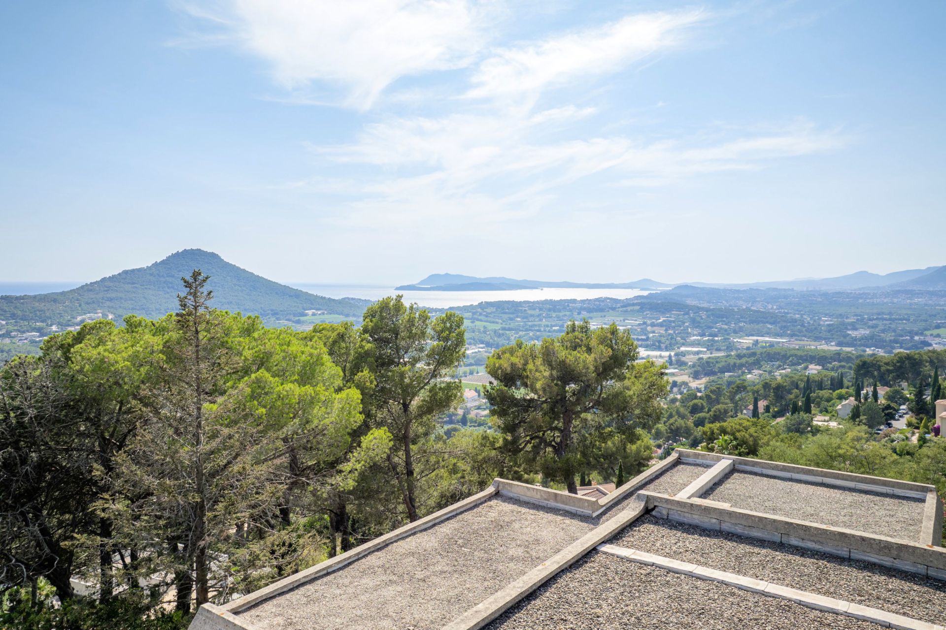 maison de luxe 7 Pièces en vente sur CARQUEIRANNE (83320)