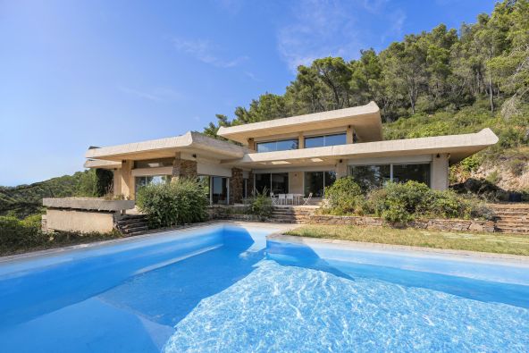 Vente Maison de luxe Carqueiranne 6&nbsp;Pièces 400&nbsp;m²