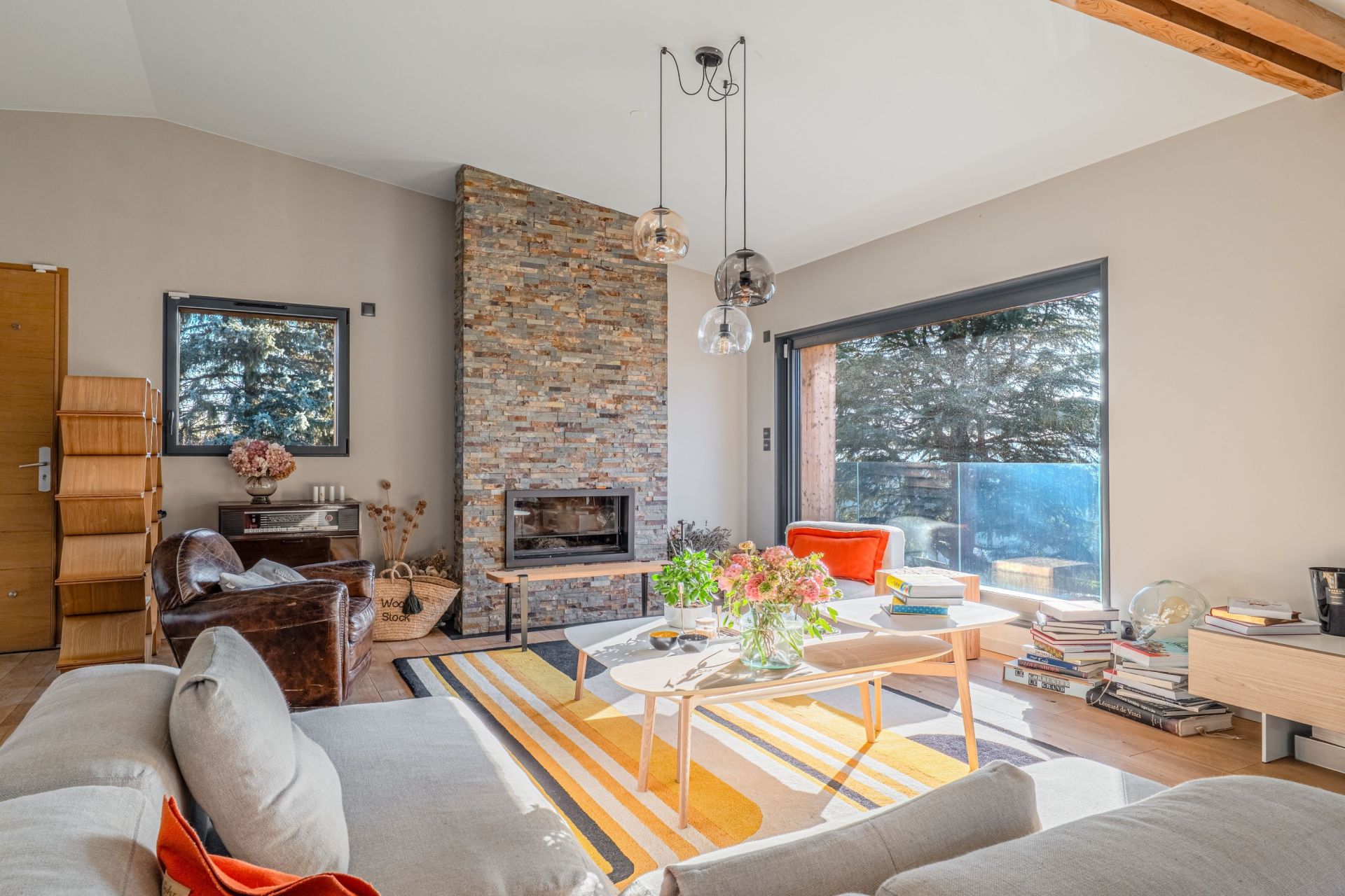 architect's house 9 Rooms for sale on ST DIDIER AU MONT D OR (69370)