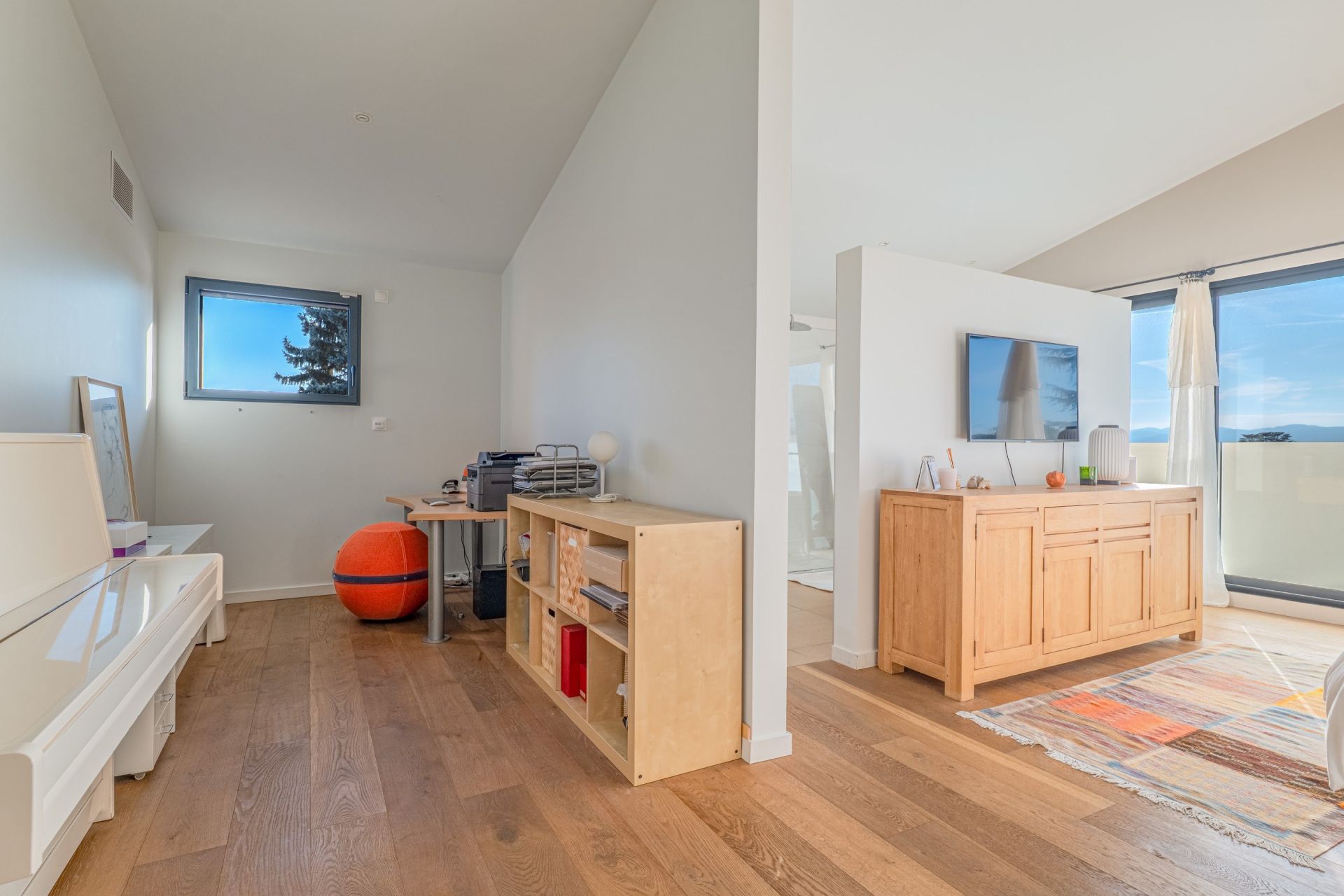 architect's house 9 Rooms for sale on ST DIDIER AU MONT D OR (69370)