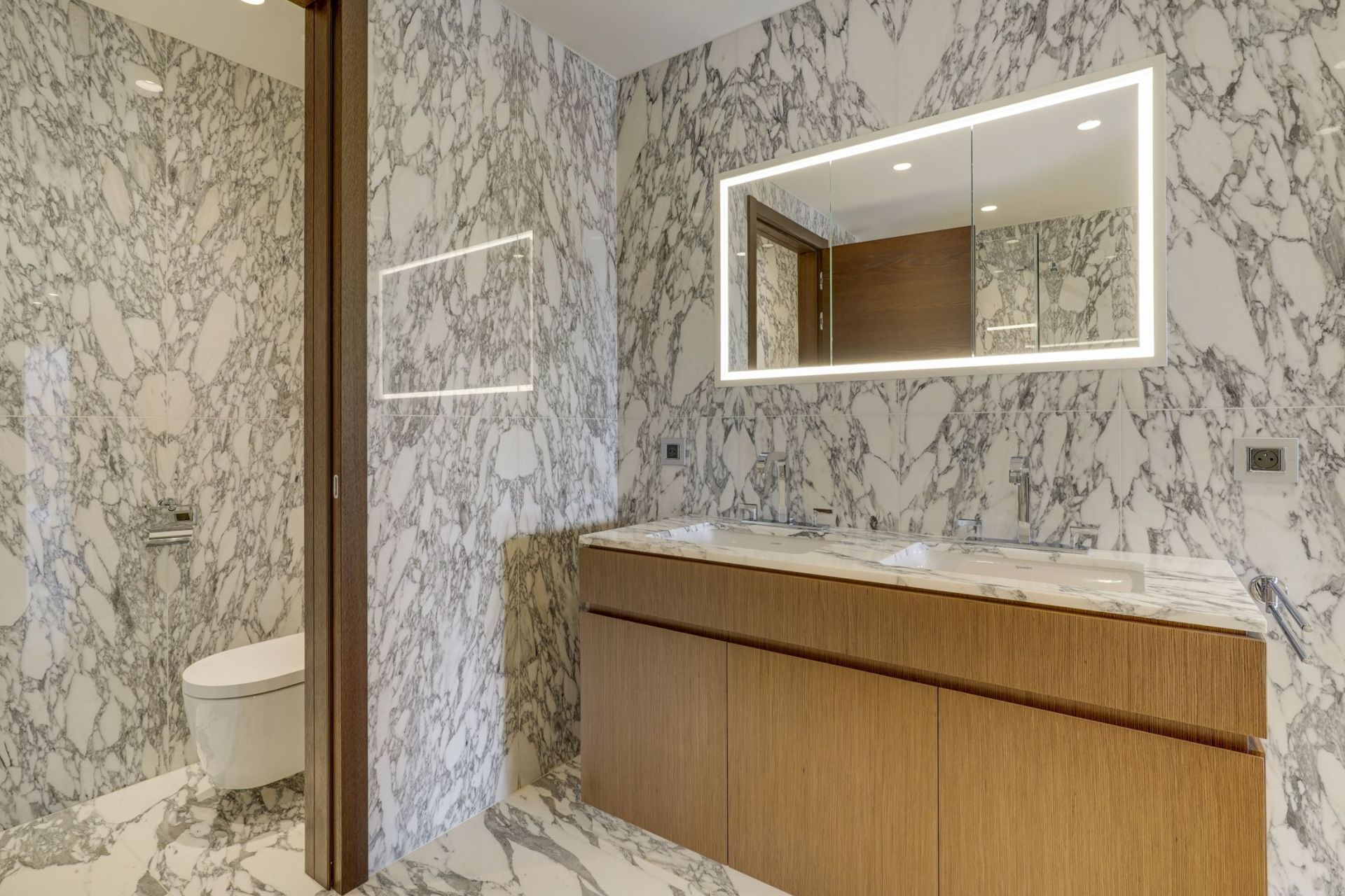 luxury apartment 3 Rooms for rent on MONACO (98000)