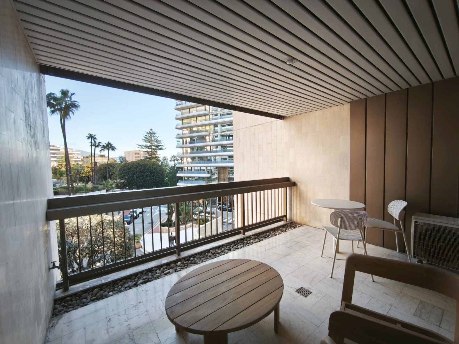luxury apartment 1 room for rent on MONACO (98000)
