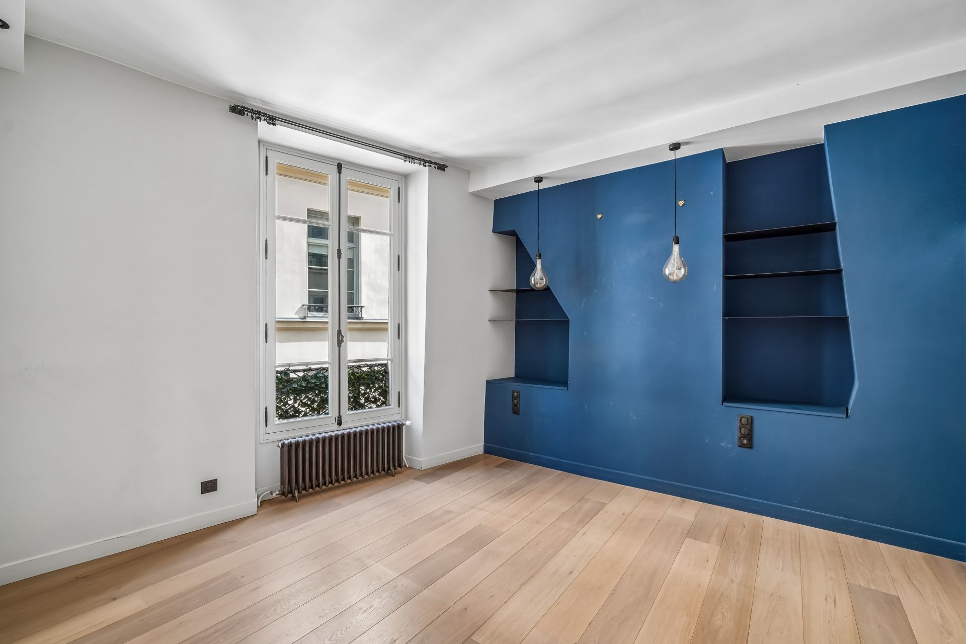 luxury apartment 4 Rooms for sale on PARIS (75004)