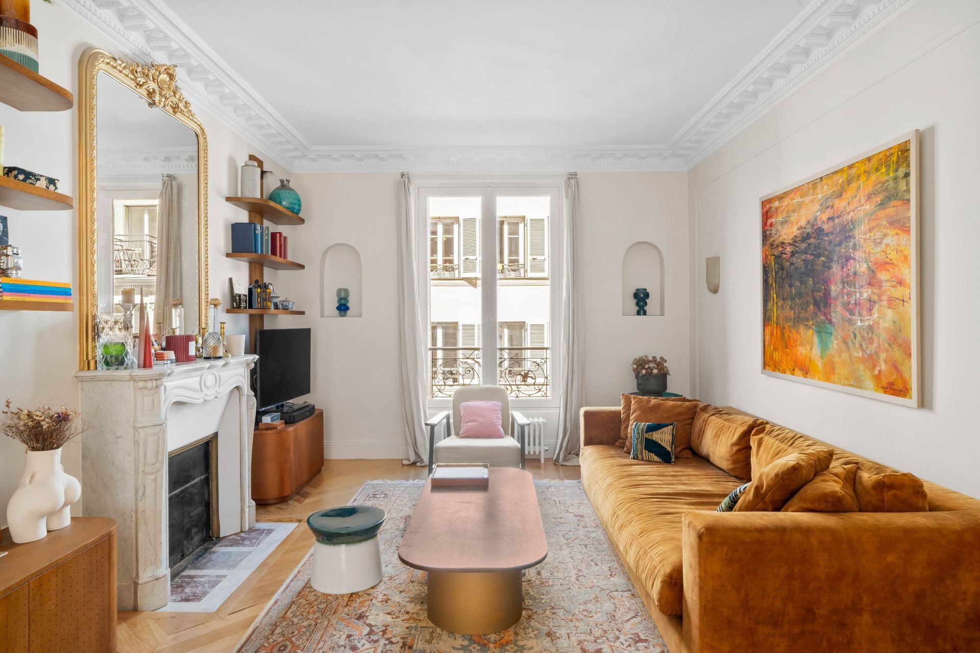 luxury apartment 4 Rooms for sale on PARIS (75018)