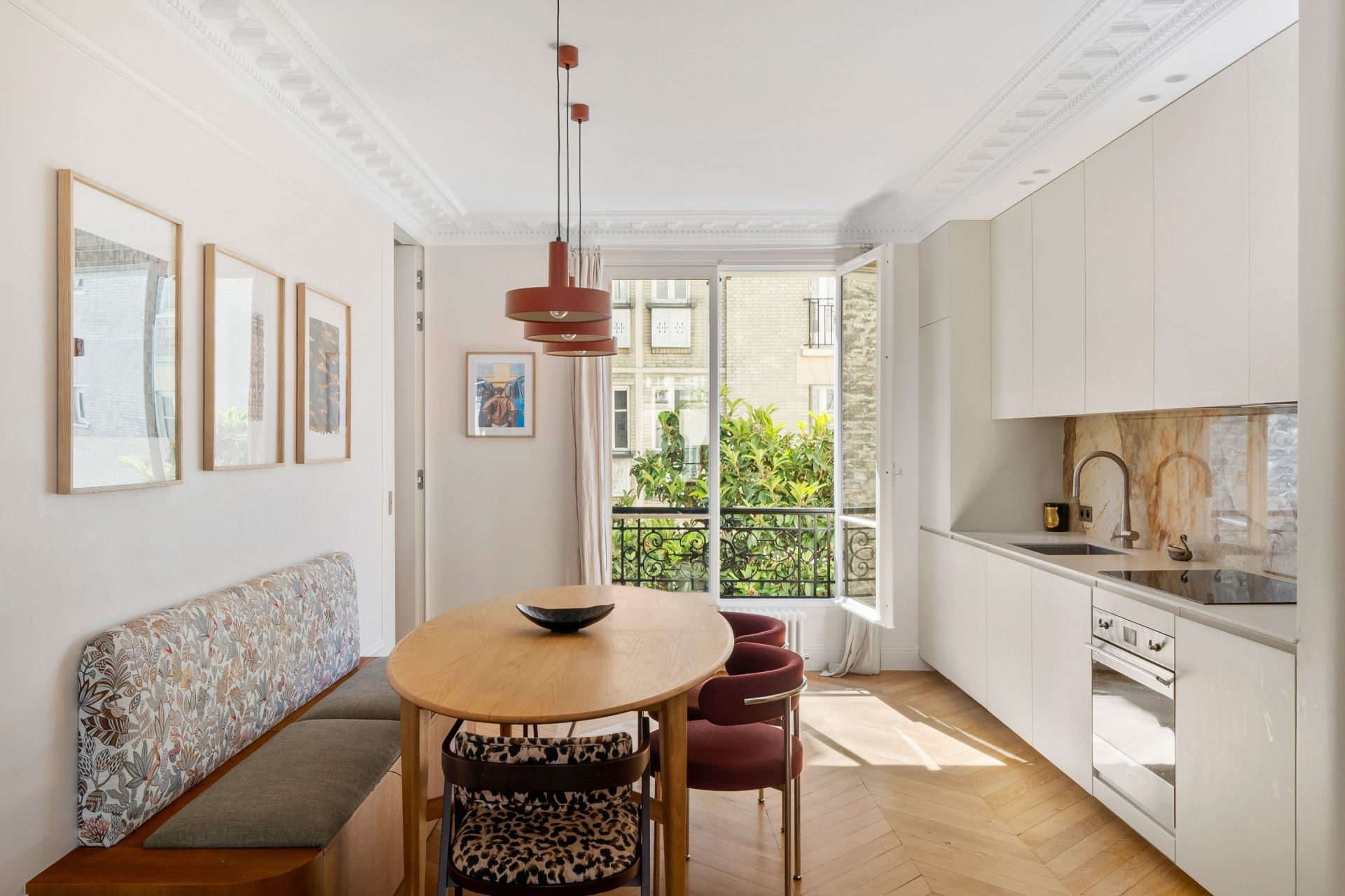 luxury apartment 4 Rooms for sale on PARIS (75018)