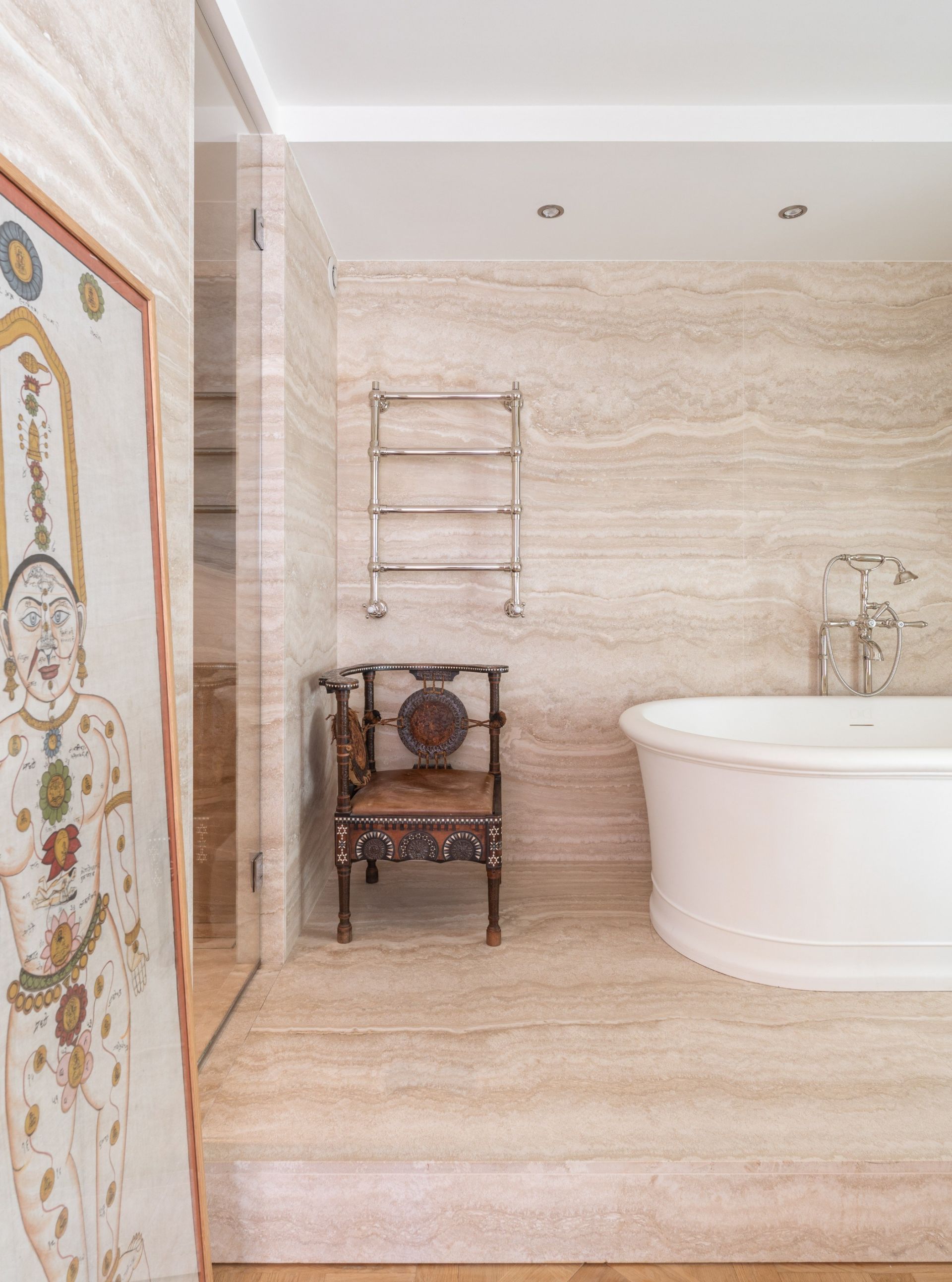 luxury apartment 9 Rooms for sale on PARIS (75004)