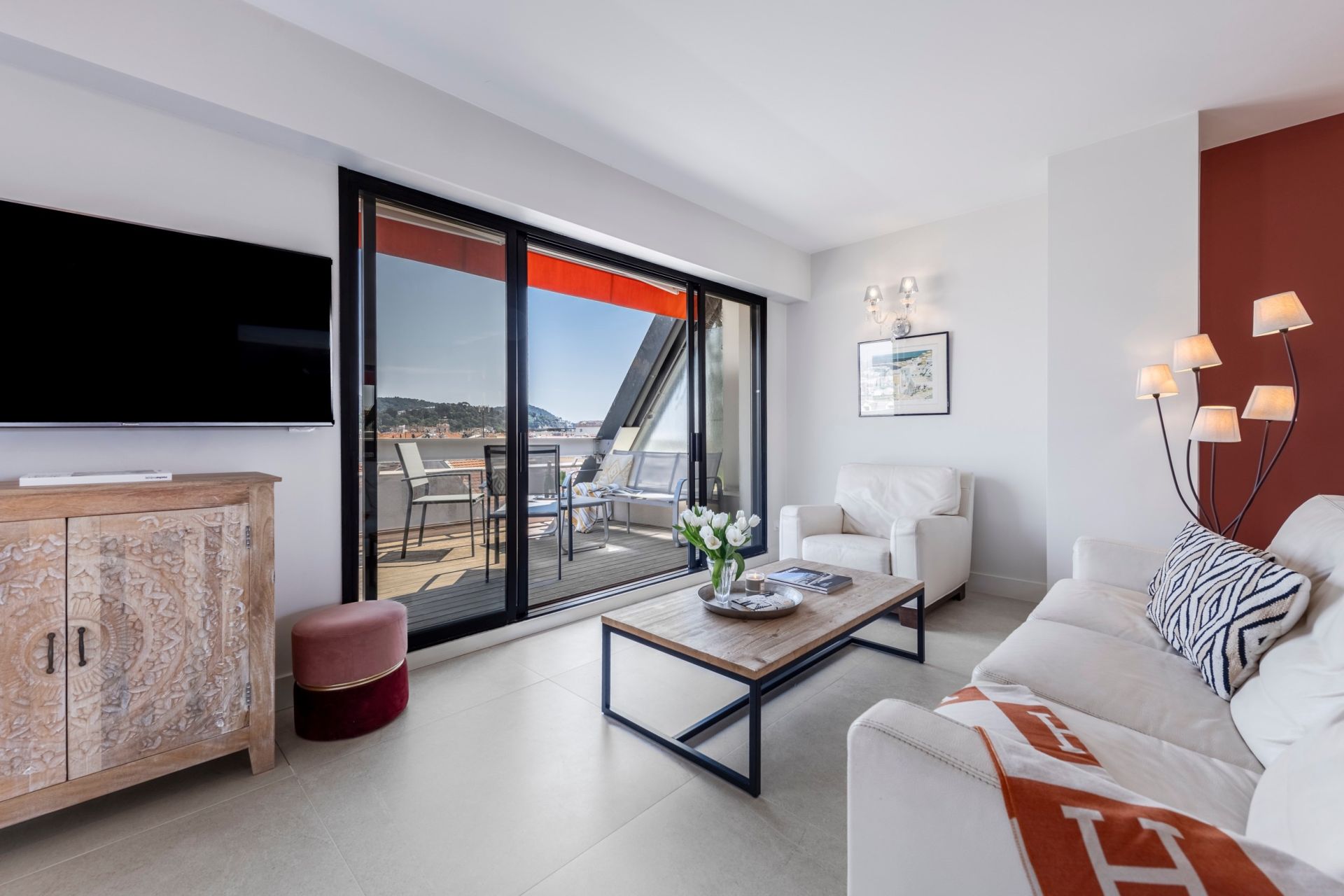 luxury apartment 3 Rooms for sale on NICE (06000)