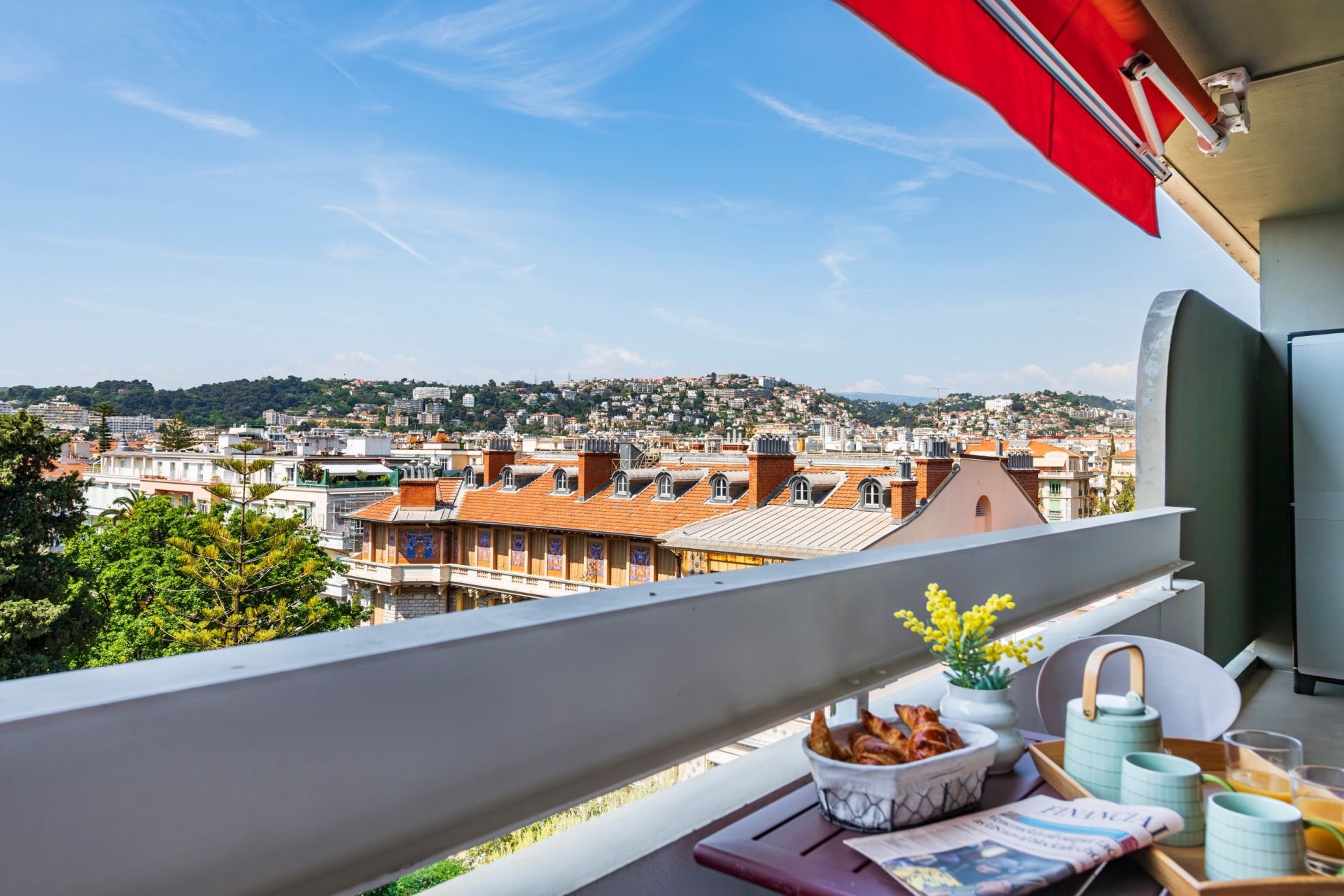 luxury apartment 3 Rooms for sale on NICE (06000)