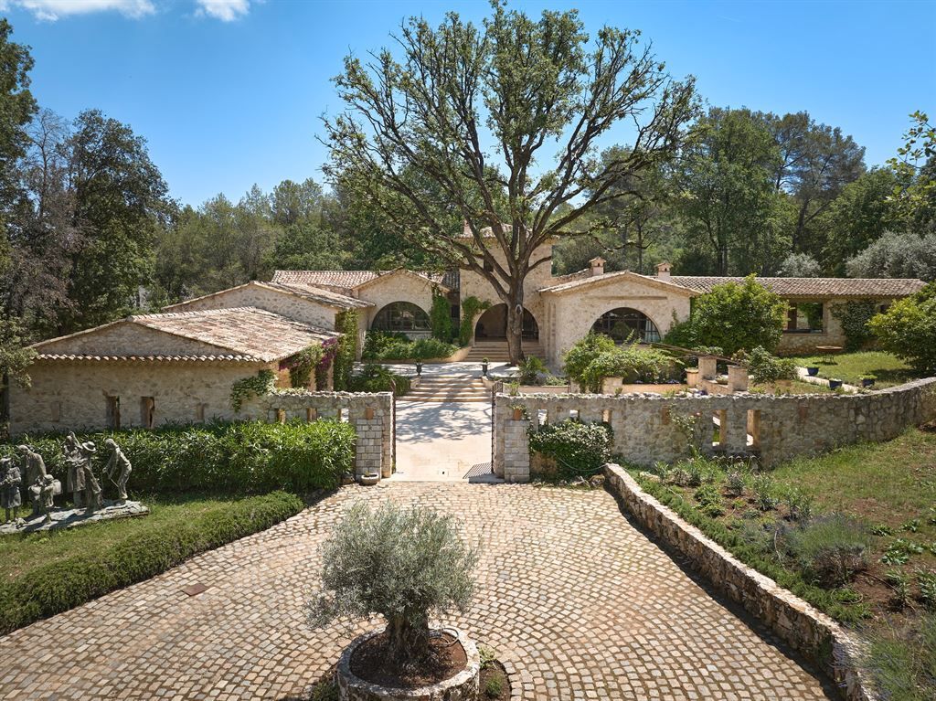 maison provençale de luxe 14 Pièces en vente sur ROQUEFORT LES PINS (06330)
