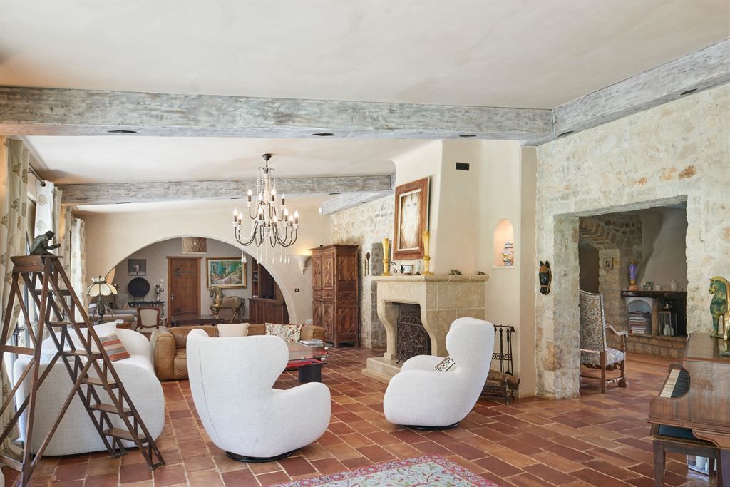 maison provençale de luxe 14 Pièces en vente sur ROQUEFORT LES PINS (06330)