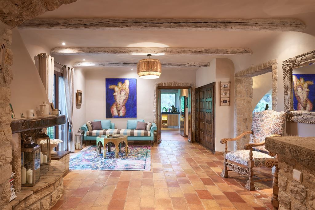 maison provençale de luxe 14 Pièces en vente sur ROQUEFORT LES PINS (06330)