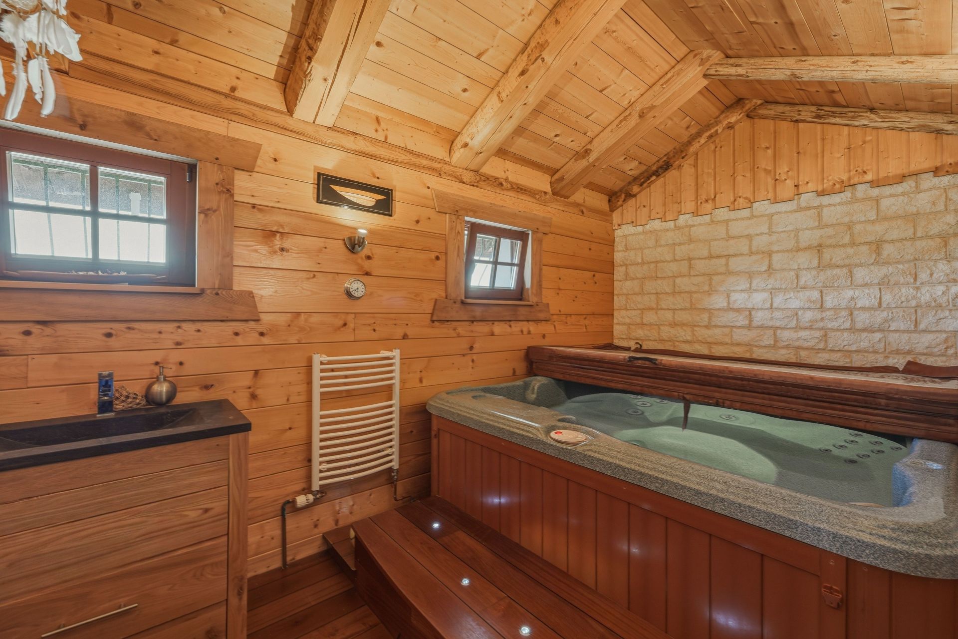 maison de luxe 8 Pièces en vente sur LES ROUSSES (39220)
